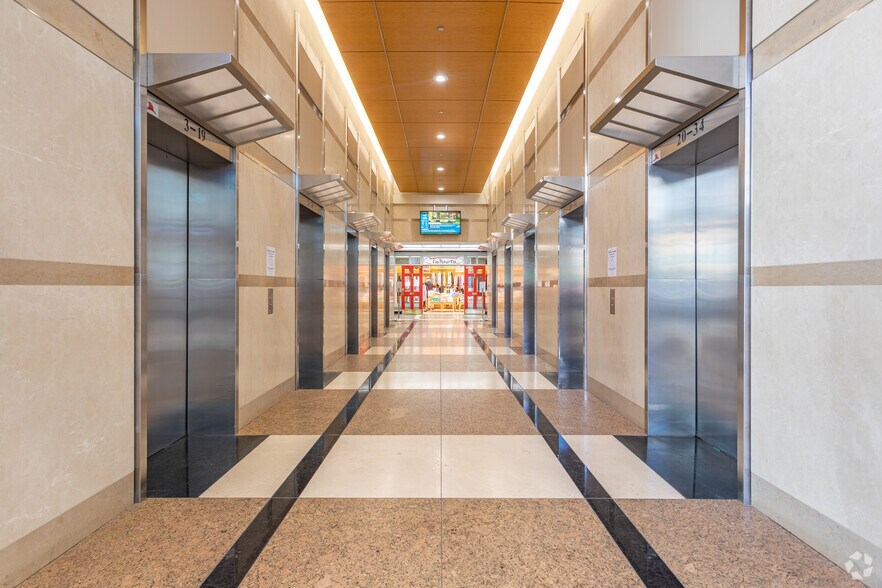 More Photos Of 2 Bloor St W, Toronto Office For Lease