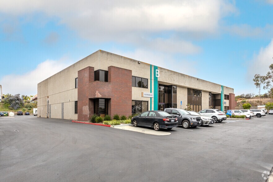 More Photos Of 8260 Camino Santa Fe, San Diego Light Manufacturing For Lease