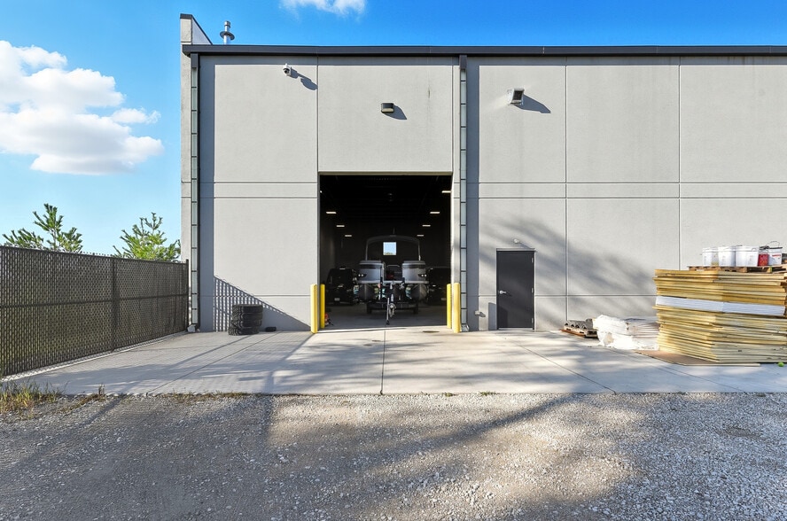 More Photos Of 14217 S 220th St, Gretna Distribution For Lease