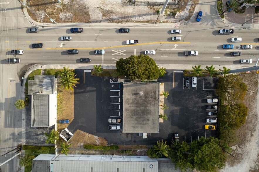 More Photos Of 55 SW 10th St, Deerfield Beach Service For Sale