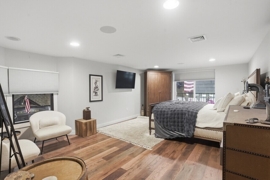 More Photos Of 51 Redder rd, Pine Bush Flex For Sale