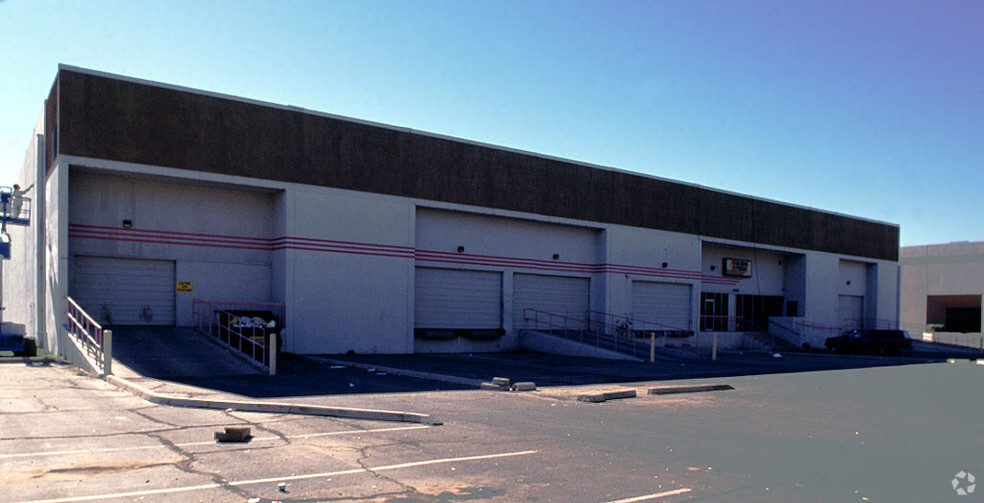 Primary Photo Of 2229-2235 E Magnolia St, Phoenix Warehouse For Lease