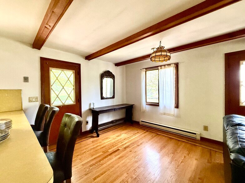 More Photos Of 5085 Route 23A, Haines Falls Flex For Sale