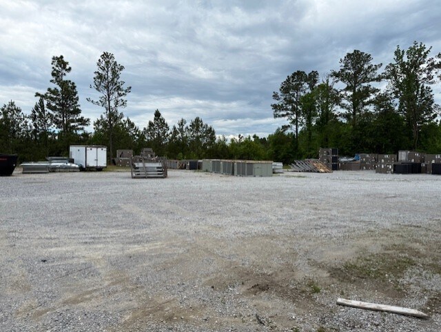 More Photos Of 5747 Elmore Rd, Elmore Warehouse For Lease