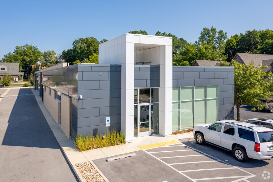 More Photos Of 3311 E 46th St, Tulsa Medical For Lease