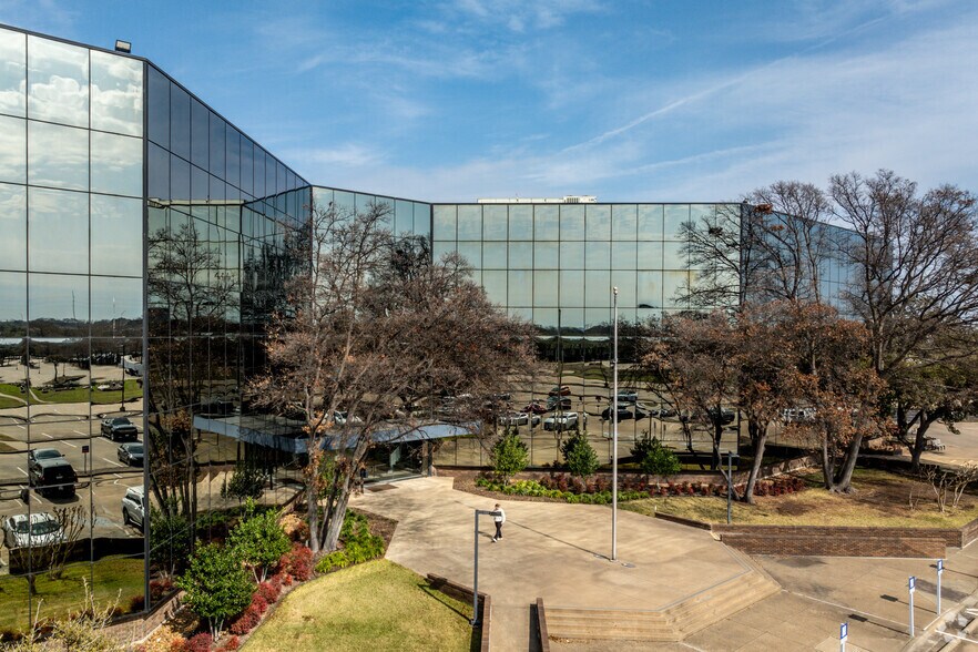 More Photos Of 1202 Richardson Dr, Richardson Office For Lease