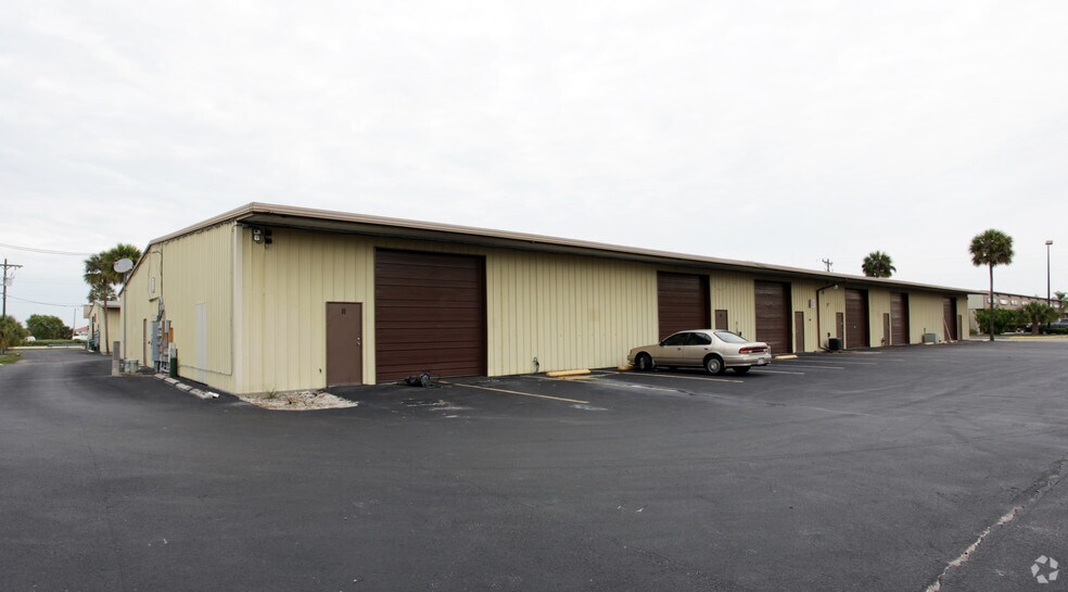 More Photos Of , Cape Coral Flex For Sale