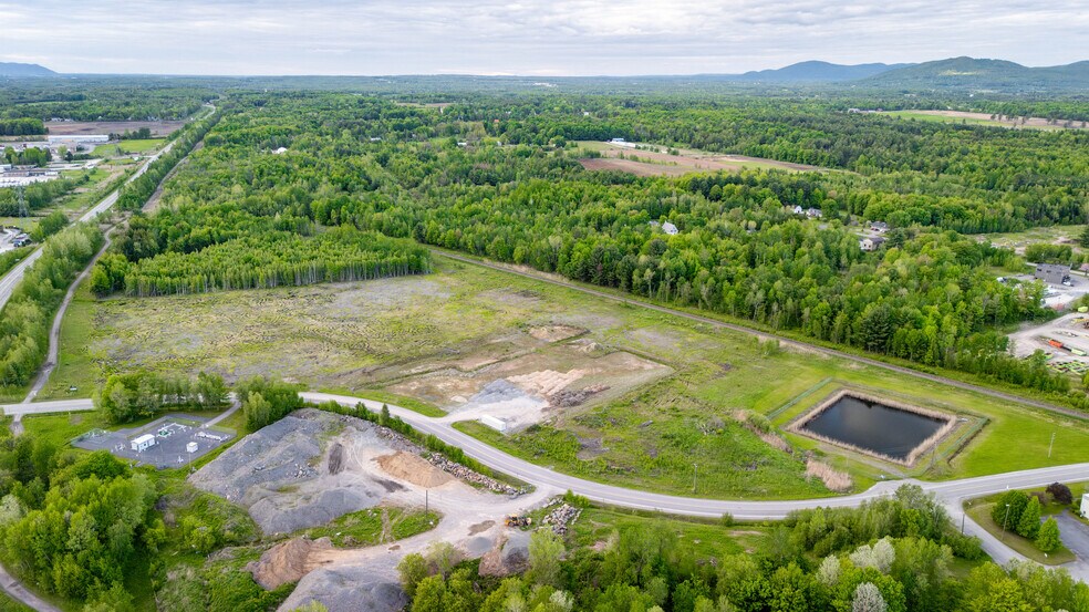 More Photos Of 233 Rue Brosseau, Cowansville Land For Sale