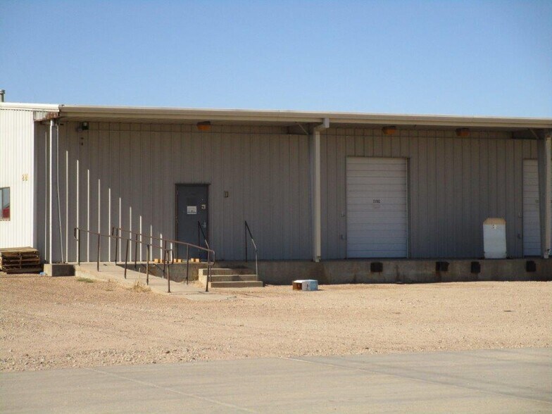 More Photos Of 2121 W Mary St, Garden City Industrial For Lease