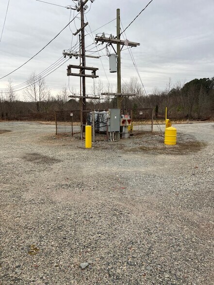 More Photos Of 700 S Long St, Salisbury Manufacturing For Lease