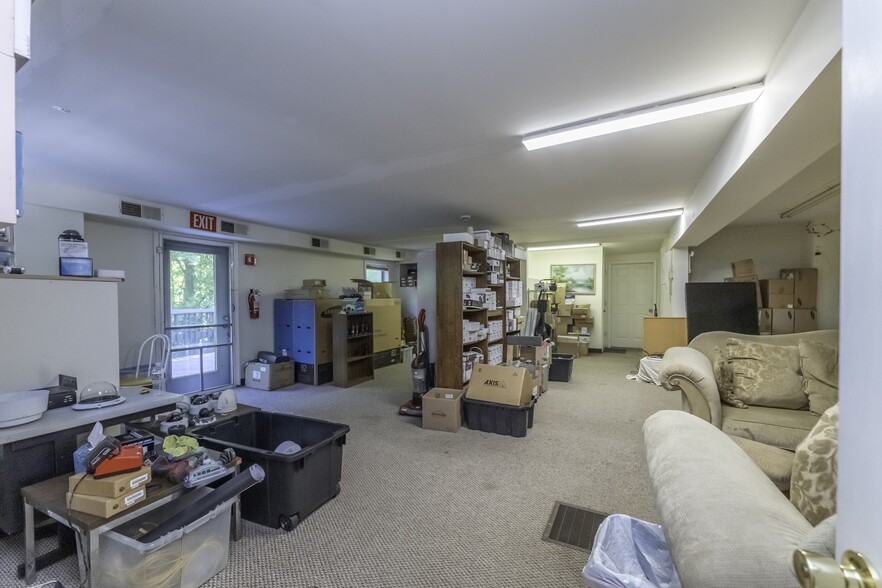 More Photos Of 1520 Broadway, Esopus Freestanding For Sale