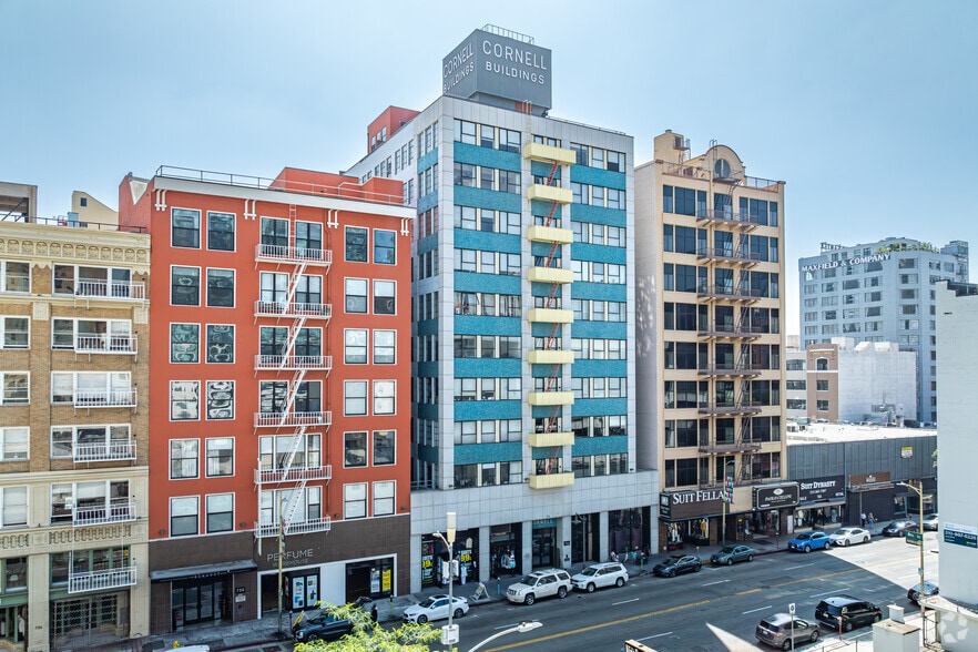 More Photos Of 746 S Los Angeles St, Los Angeles General Retail For Sale