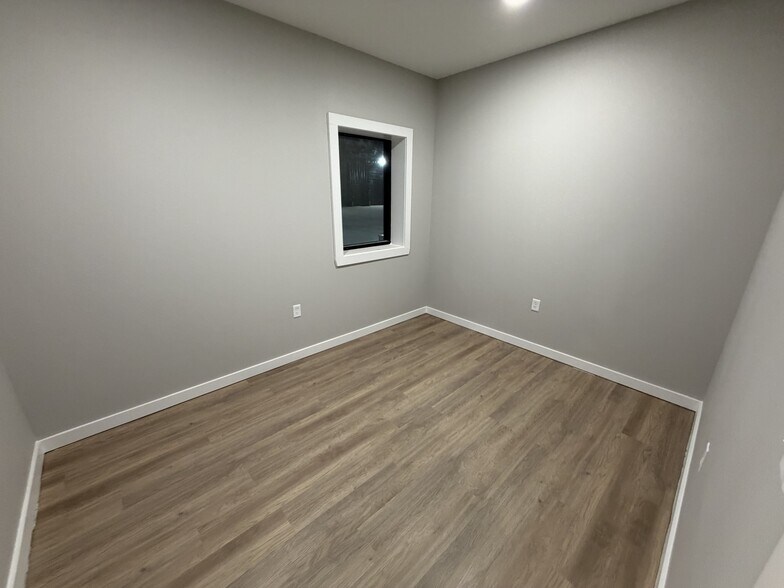 More Photos Of 1648 FM 450, Hallsville Office For Lease