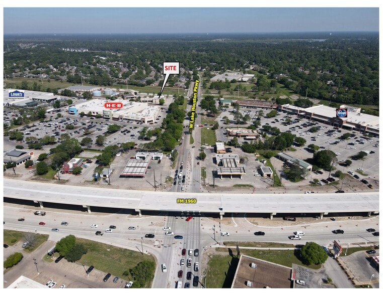 More Photos Of 19311 W Lake Houston Pky, Humble Bank For Lease