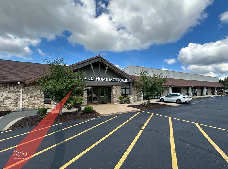 More Photos Of 7401 Coldwater Rd, Fort Wayne Unknown For Lease