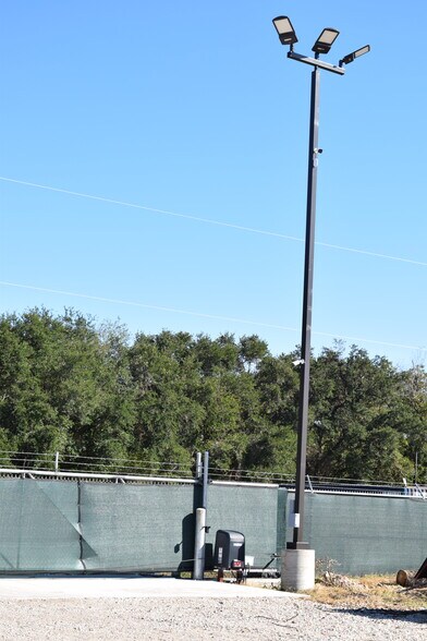 More Photos Of 12115 West Dr, Cypress Land For Lease