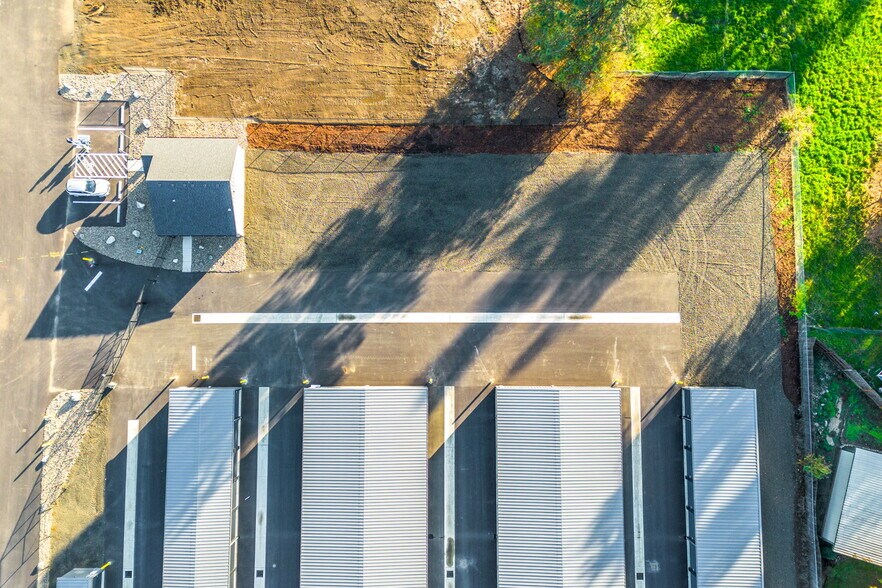 More Photos Of 12755 Clow Corner Rd, Dallas Self Storage For Sale