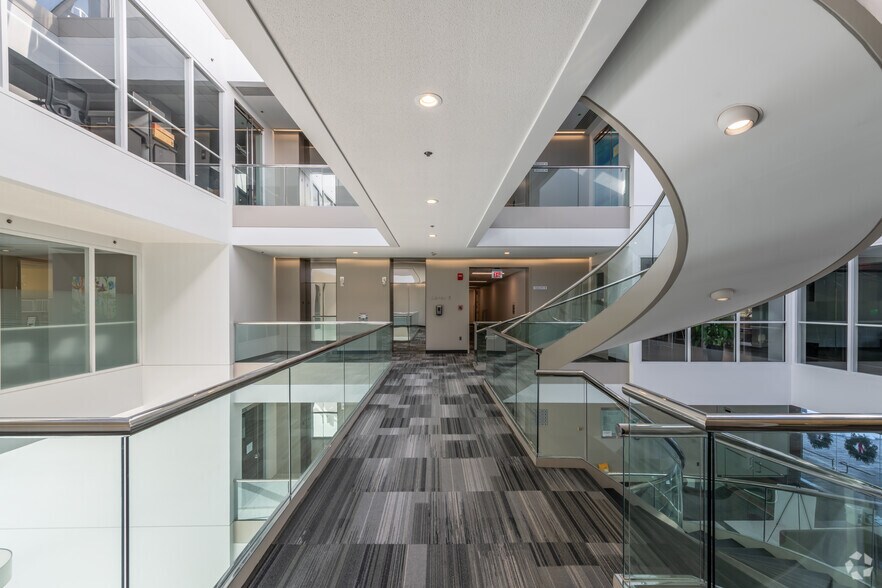 Photo of 3rd Floor Ste 300-322-350