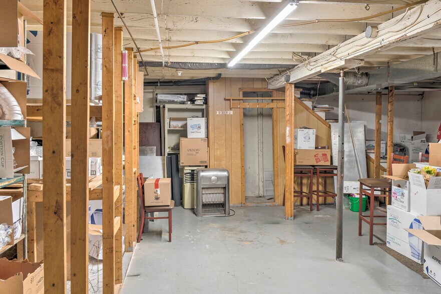 More Photos Of 10 NH Route 12 S, Fitzwilliam Restaurant For Sale