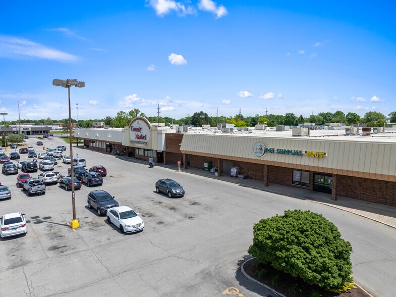 More Photos Of 2917 N Vermilion St, Danville General Retail For Sale