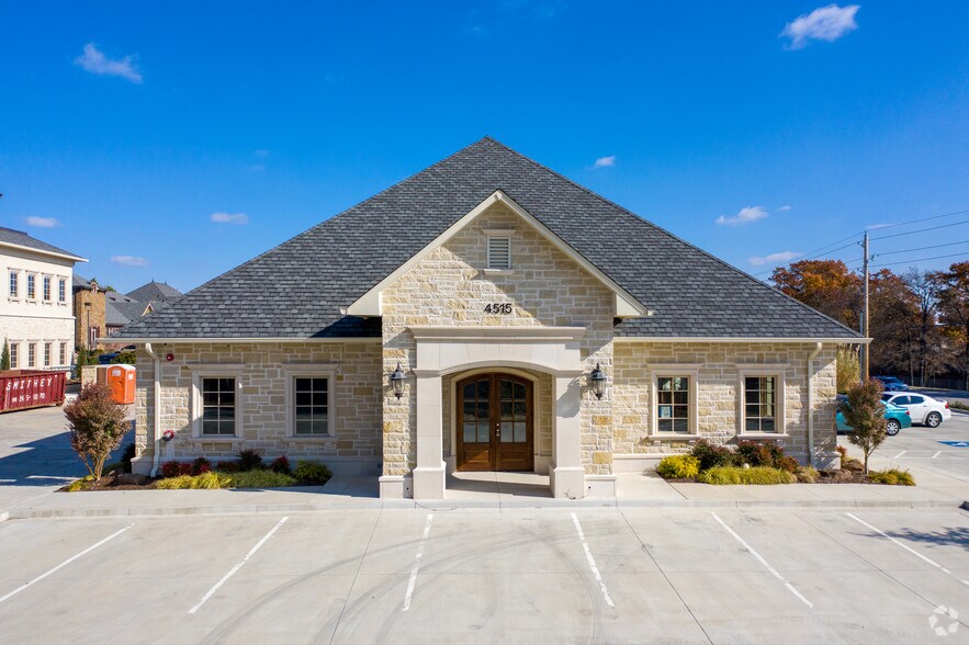 More Photos Of 4521 E 91st St, Tulsa Office For Lease