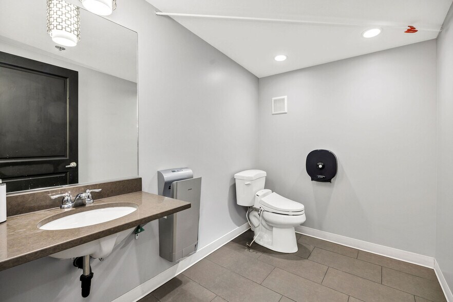 More Photos Of 1189 W 1700 N, Logan Warehouse For Lease