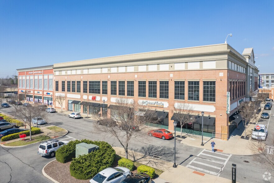 More Photos Of 4410 E Claiborne Sq, Hampton Unknown For Lease