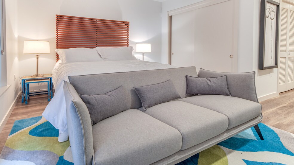 More Photos Of 378 Embarcadero W, Oakland Apartments For Lease