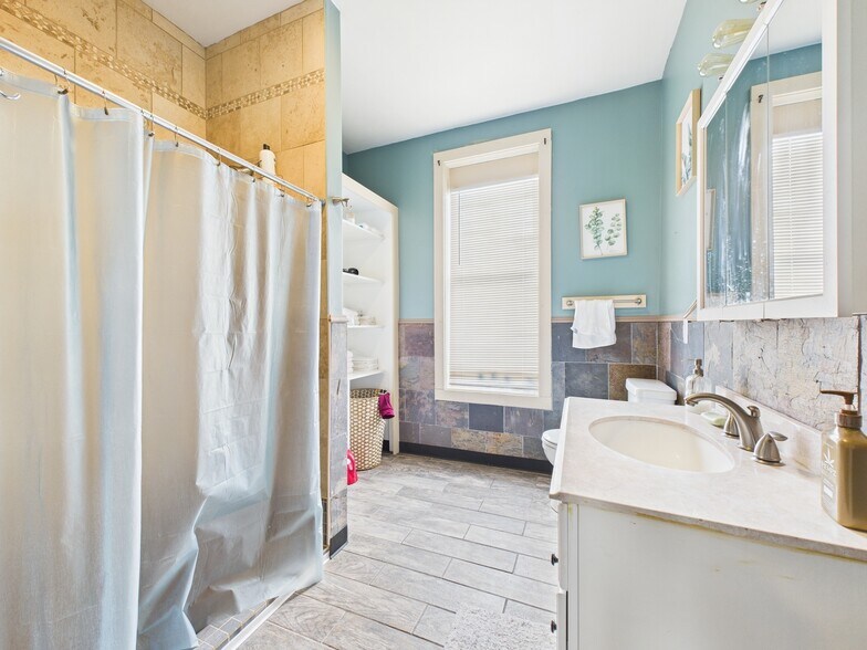 More Photos Of 186-188 N Union St, Olean Storefront Retail Residential For Sale