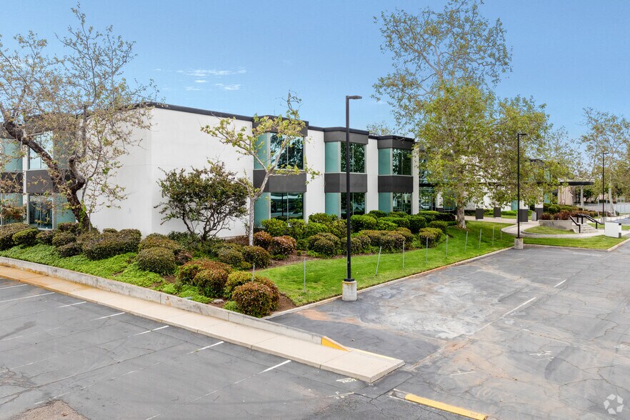 Primary Photo Of 6602-6694 Convoy Ct, San Diego Office For Sale