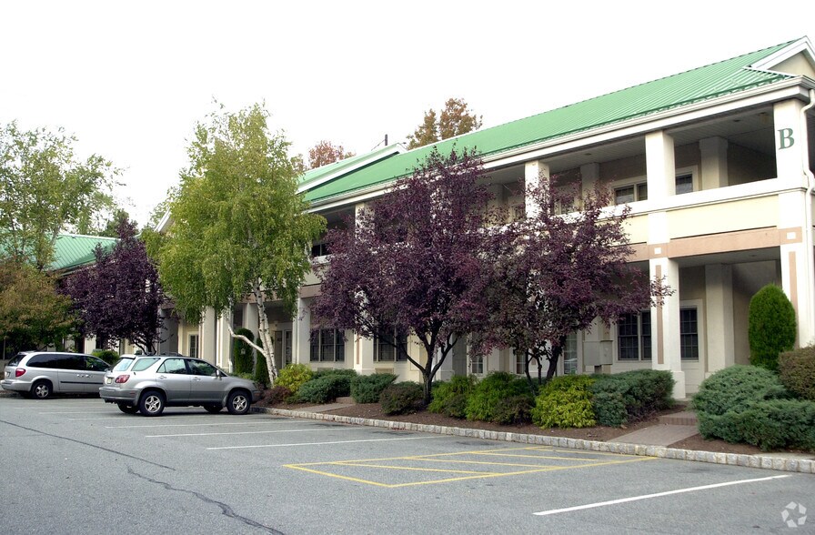 More Photos Of 51 Bridge St, Metuchen Office For Lease