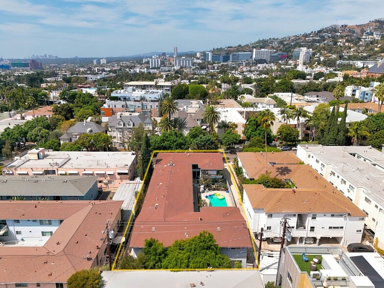 More Photos Of 1218 N Laurel Ave, West Hollywood Apartments For Sale