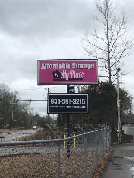 More Photos Of 2292 Highway 48, Clarksville Self Storage For Sale