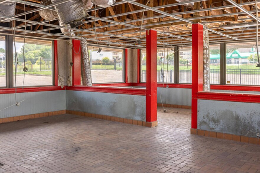 More Photos Of 4145 Fulton Industrial Blvd, Atlanta Fast Food For Lease