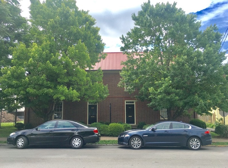 Primary Photo Of 148-150 Jefferson St, Lexington Office For Lease