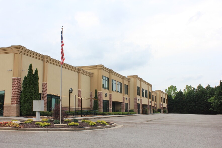 More Photos Of 110 Thompson Rd, Hiram Unknown For Lease