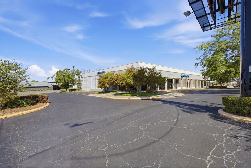 More Photos Of 433 SW 10th St, Ocala Medical For Sale
