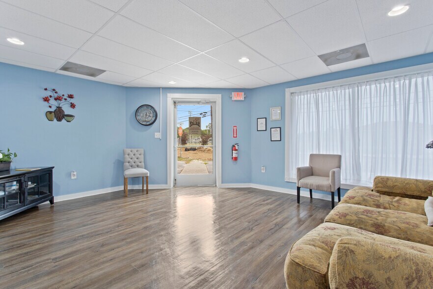 More Photos Of 1420 Ingalls Ave, Pascagoula Freestanding For Lease