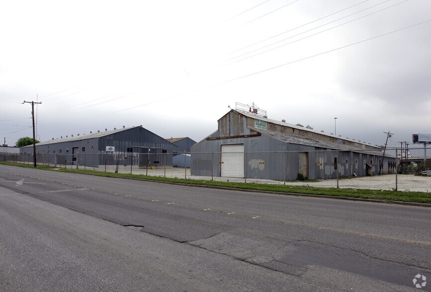 More Photos Of 540 Culebra Rd, San Antonio Manufacturing For Lease