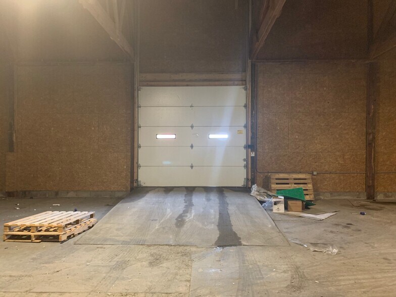 More Photos Of 85 North Rd, Highland Refrigeration Cold Storage For Lease