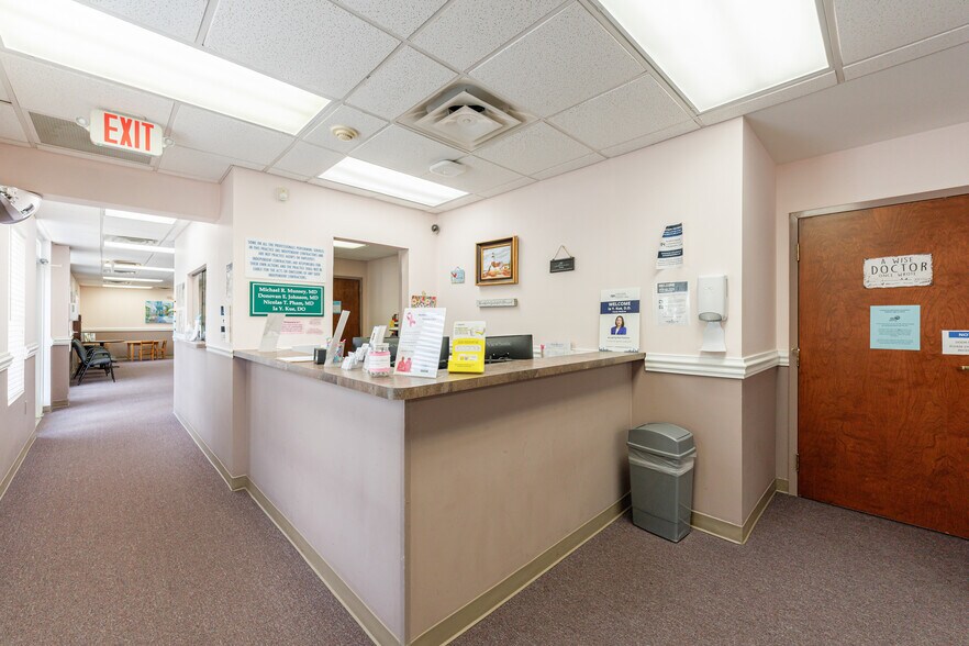 More Photos Of 111 Lee Byrd Rd, Loganville Medical For Sale