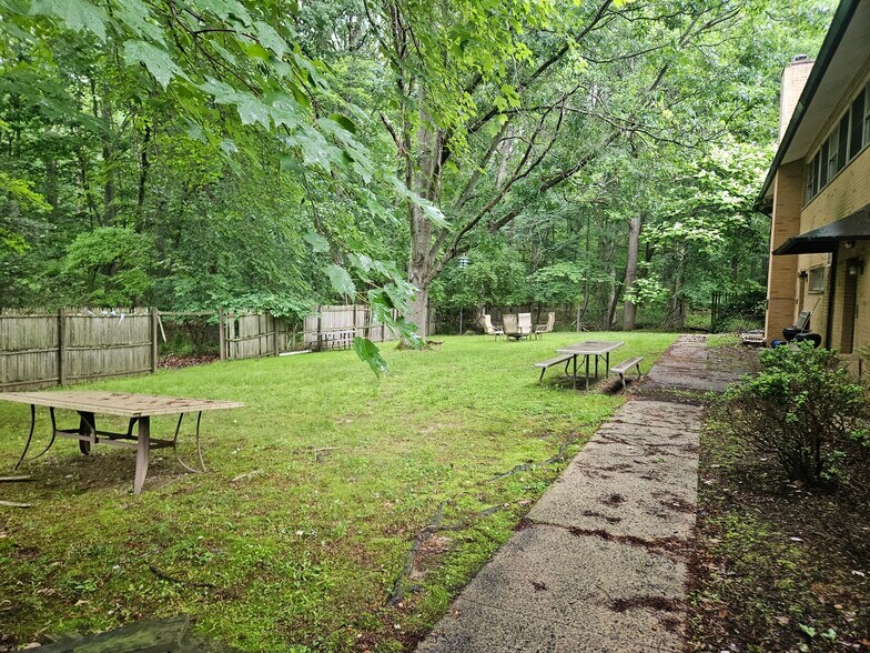 More Photos Of 24 Rossa Ave, Lawrence Township Mercer Office For Sale