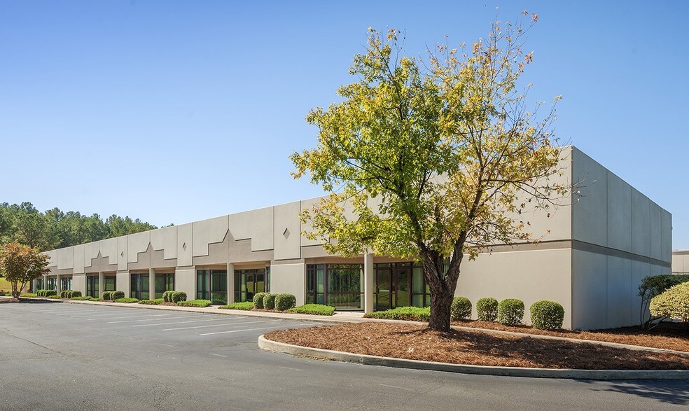 More Photos Of 103 Trade Zone Dr, West Columbia Light Manufacturing For Lease