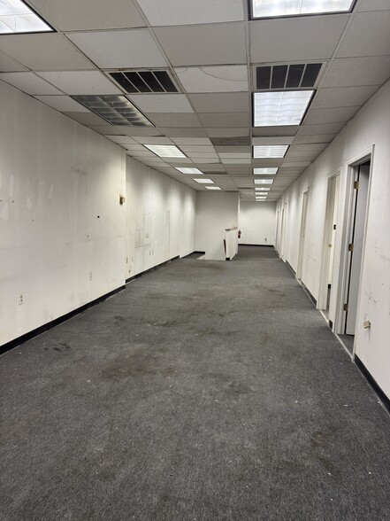 More Photos Of 3497 Ridge Ave, Philadelphia Warehouse For Sale