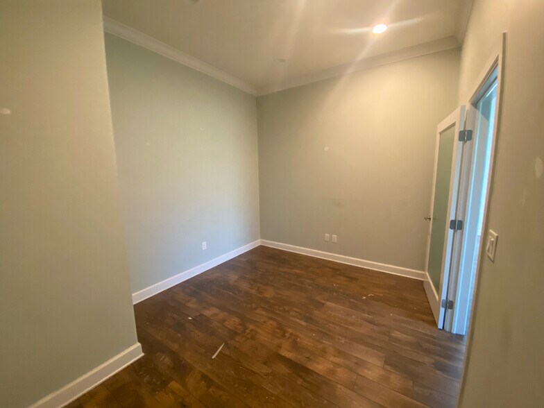 More Photos Of 327 S County Highway 393, Santa Rosa Beach Medical For Lease