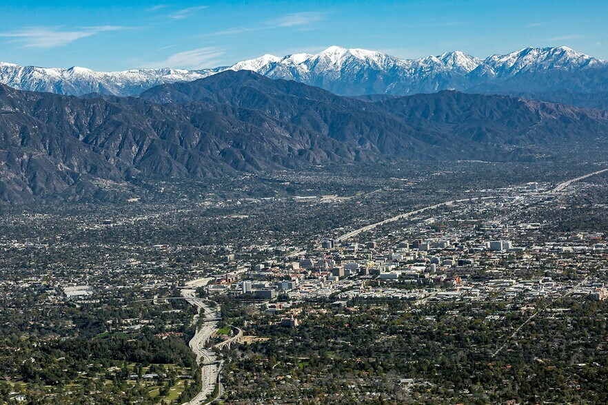 More Photos Of 518 E Washington Blvd, Pasadena Apartments For Sale