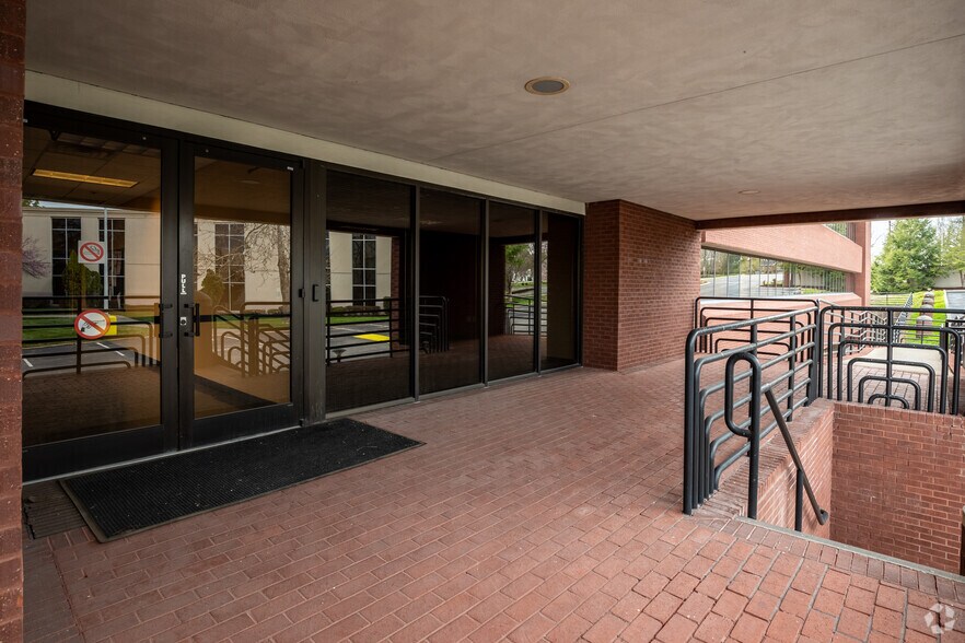 More Photos Of 3055 Lebanon Pike, Nashville Unknown For Lease