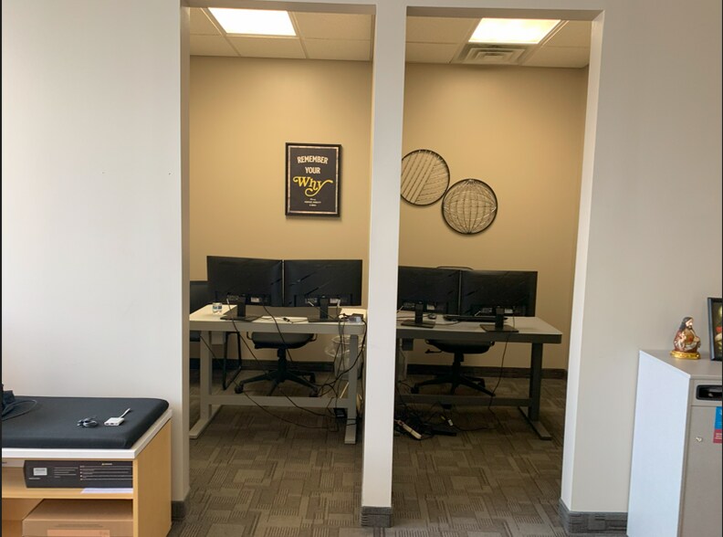 More Photos Of 2609 Metropolitan Pky, Sterling Heights Medical For Lease