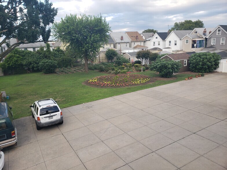 More Photos Of 10159 105th St, Ozone Park Land For Sale