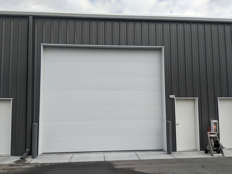 More Photos Of 2140-2162 E Summersweet Dr, Boise Self Storage For Sale